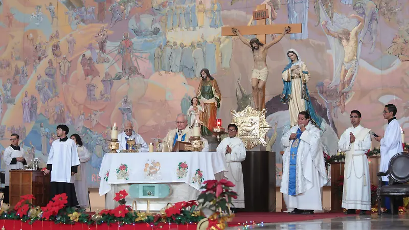 Misa de la Divina Providencia (32).JPG